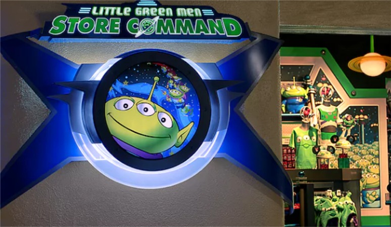 Little Green Men Store Command